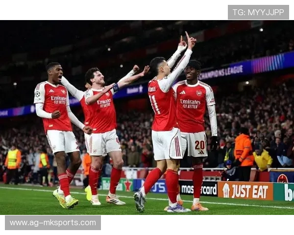 “德甲豪门先发制人,追逐积分冠军”,德甲榜首 “德甲豪门先发制人,追逐积分冠军”,德甲榜首